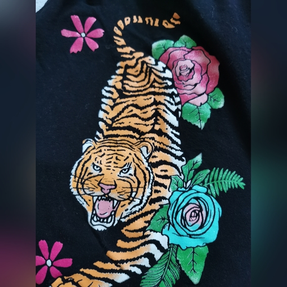 Children's Place 7/8 Yr Tiger Tank top - Picture 3 of 5